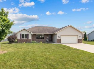 1925 Sandy Springs Rd, De Pere, WI 54115