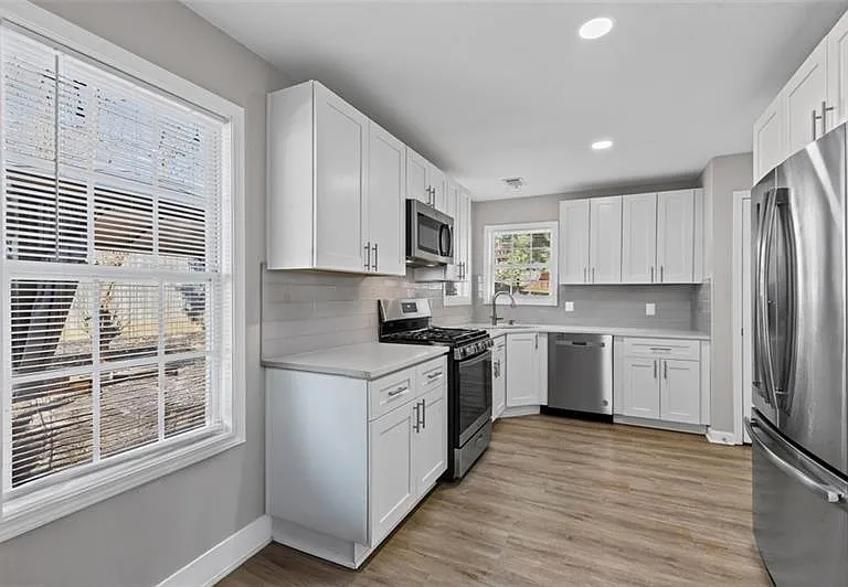 5720 Crow Dr — Photo 9