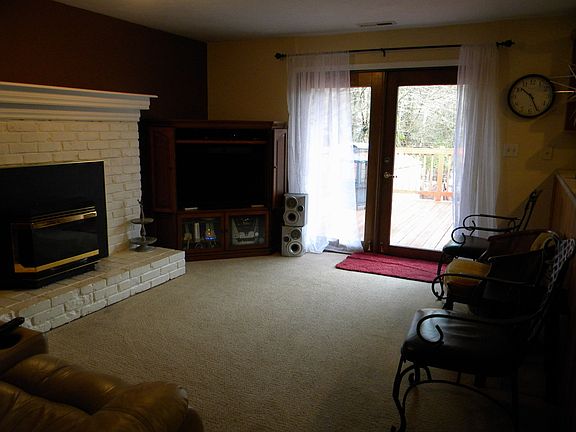 4th image of 626 E Kennaston Ave