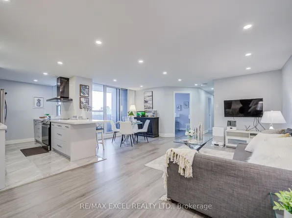 5 Old Sheppard Ave #1801, Toronto, ON M2J 4K3