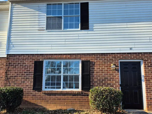 8022 Timberlake Rd APT 37, Lynchburg, VA 24502