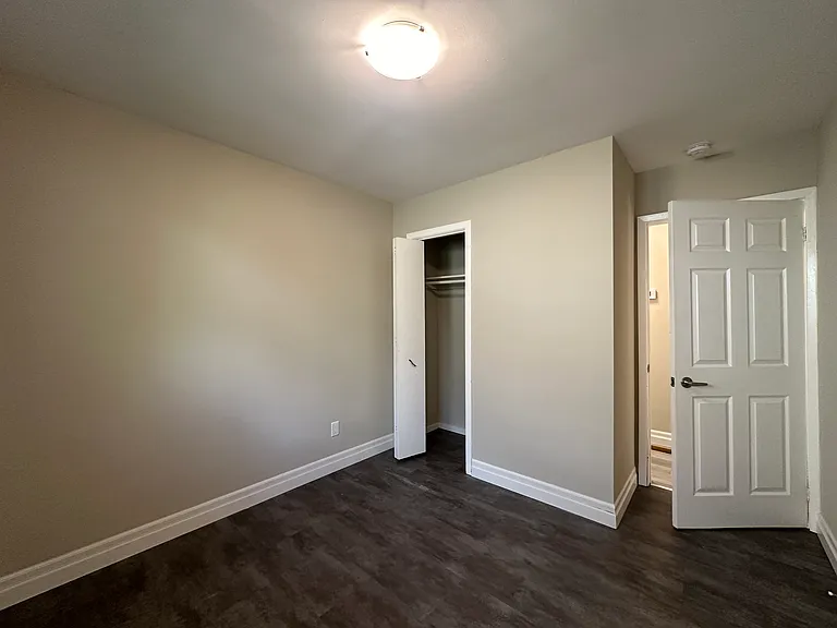 368 Fairlawn St — Photo 14