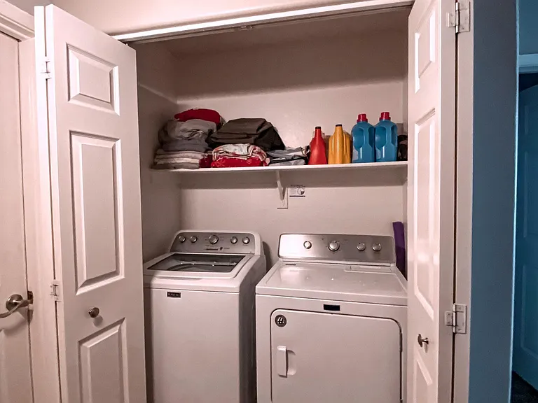 2437 E Jones Ave #2 — Photo 7