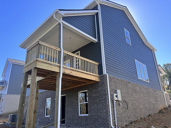 3rd image of 147 Dale Dr Lot 143