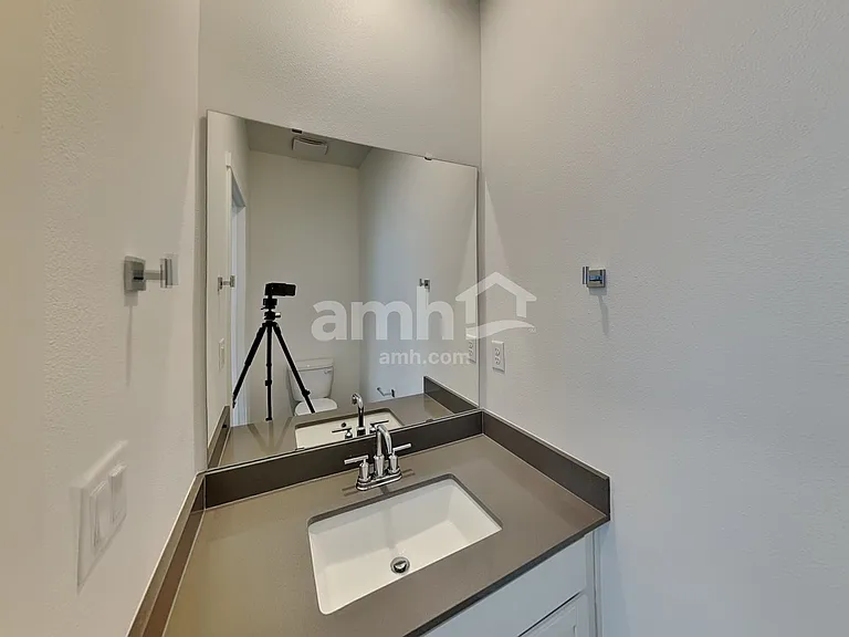 4816 85th Dr NE — Photo 10