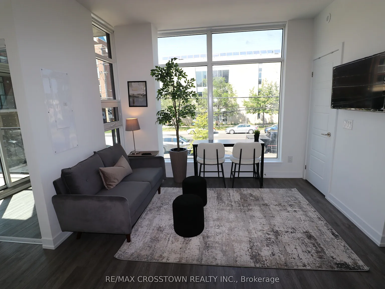 Studio, $1,775 — Photo 4