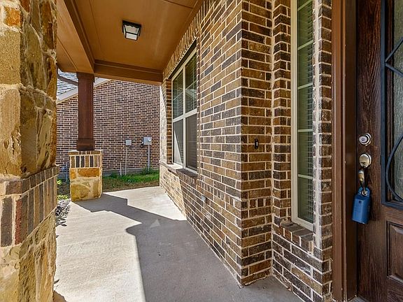 3rd image of 7505 W Fork Ln