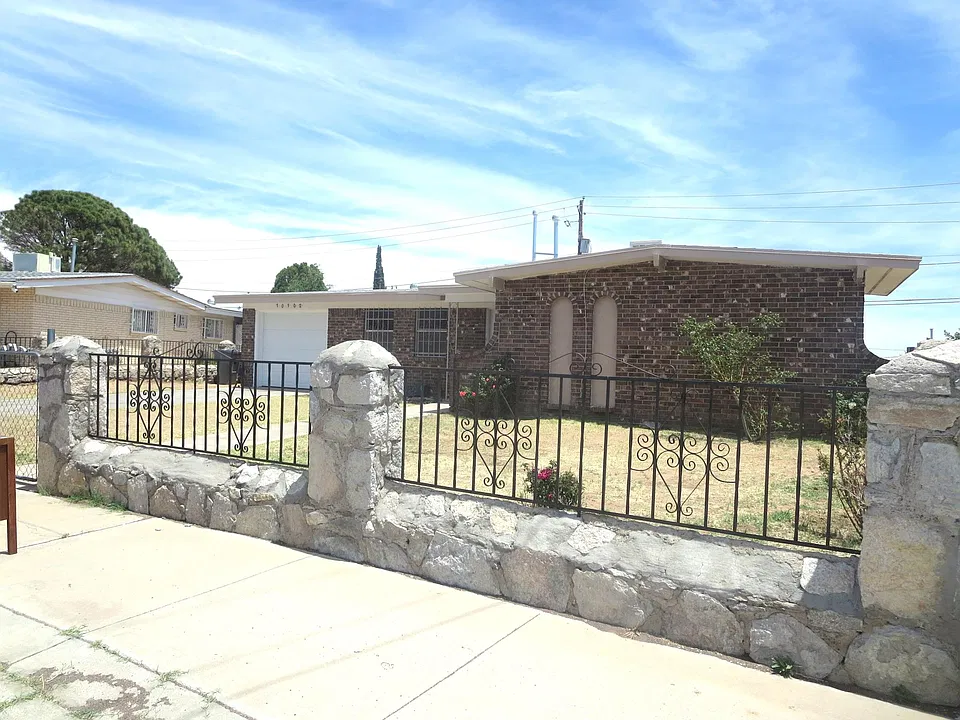 10102 Kirwood St