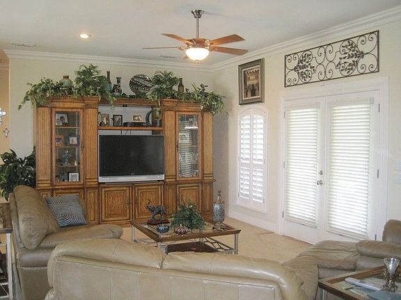 4th image of 1909 Guava Cir