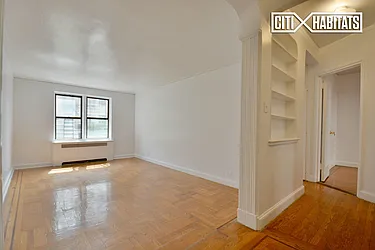 3245 Perry Avenue #3B image 1 of 5