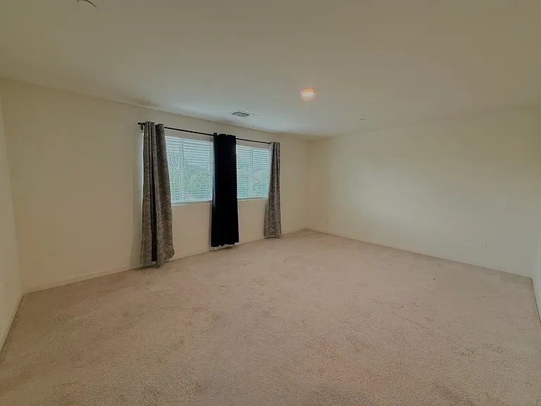 395 Mono Lake Ave — Photo 17