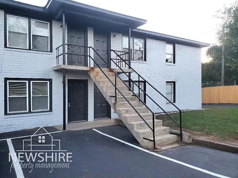 Hampton Avenue Apartments Comfortable Greenville Living Close to Everything — Photo 4