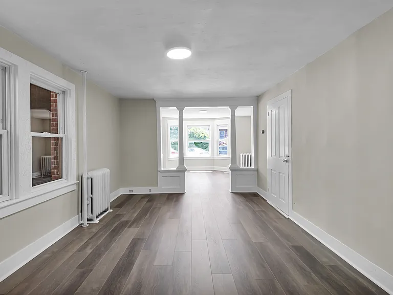 265-267 E Bertsch St #5 — Photo 16