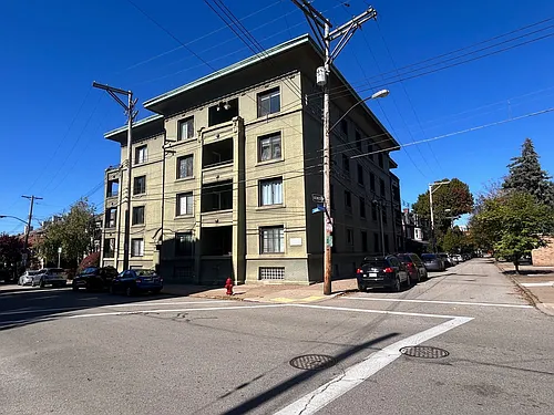 6111 Alder St Photo 1