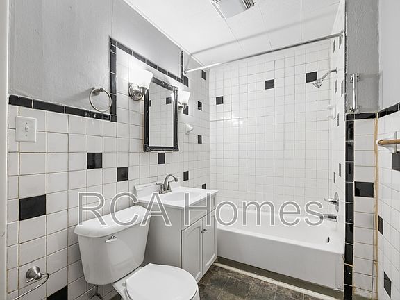 5th image of 906 Laurel St #2