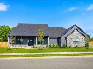 1900 Strong Ave, Pea Ridge, AR 72751