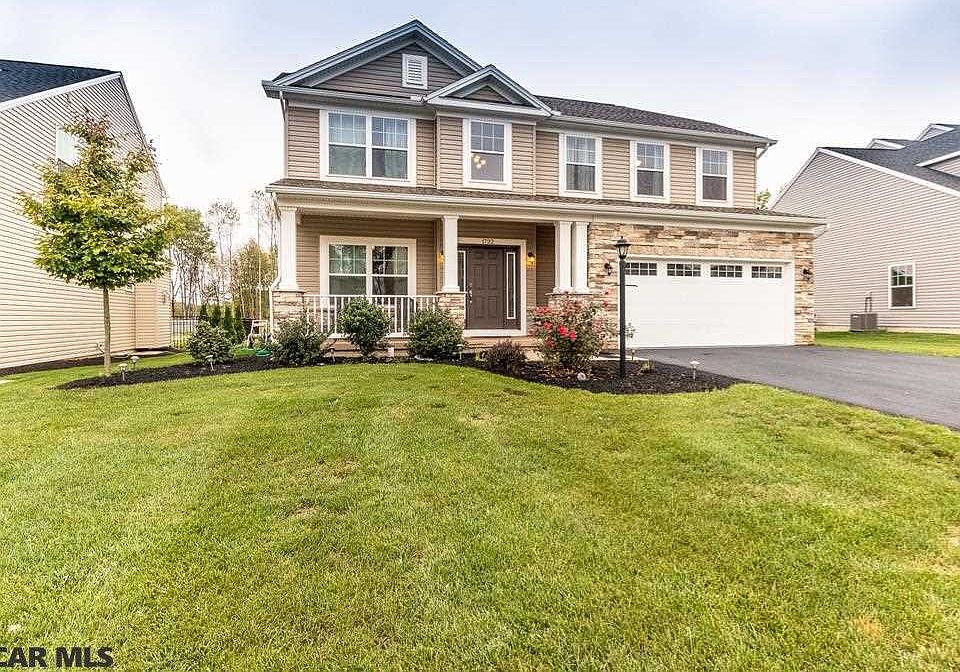 1st image of 1722 Woodledge Dr