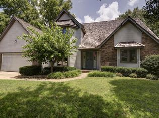 4854 S Wellington Dr, Springfield, MO 65810