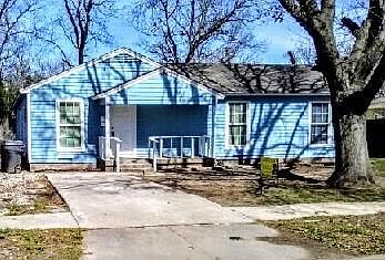 1st image of 8809 Woodcastle Dr