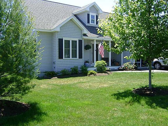 2nd image of 12 Lexington Drive #10