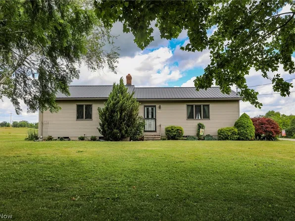 4527 Streeter Rd, Mantua, OH 44255