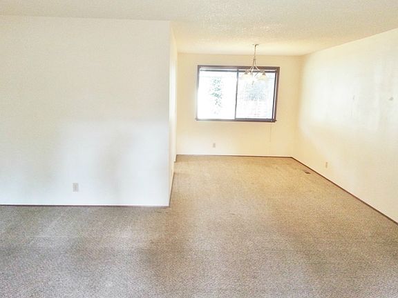 5th image of 7410 41st Ave SE