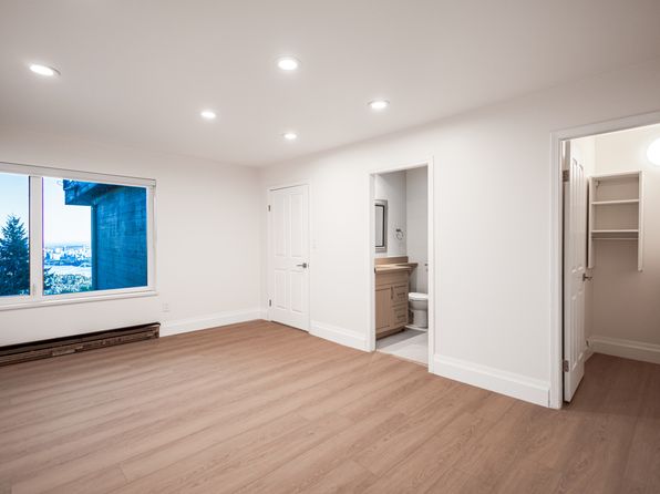 5 bedroom rental in West Vancouver — photo 8