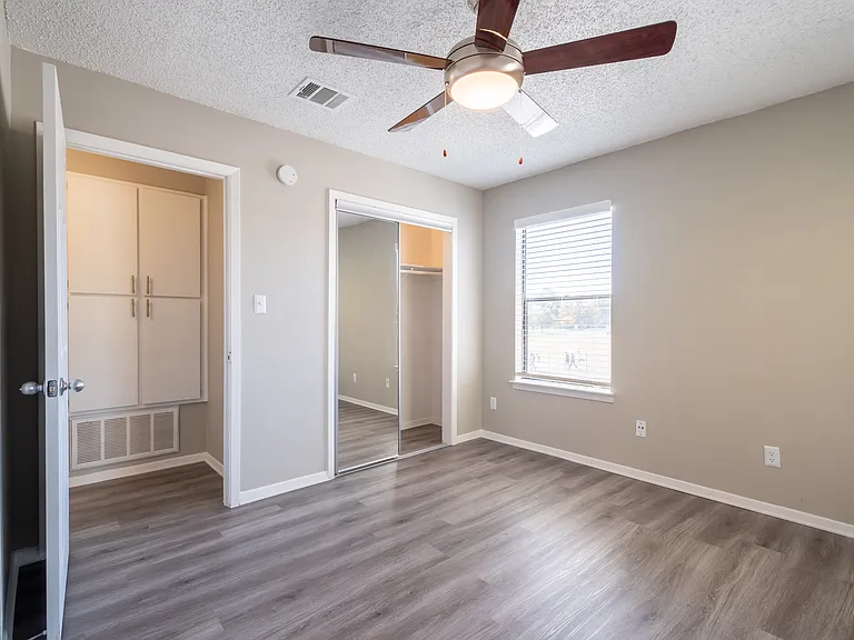 Central Park Townhomes — Photo 23