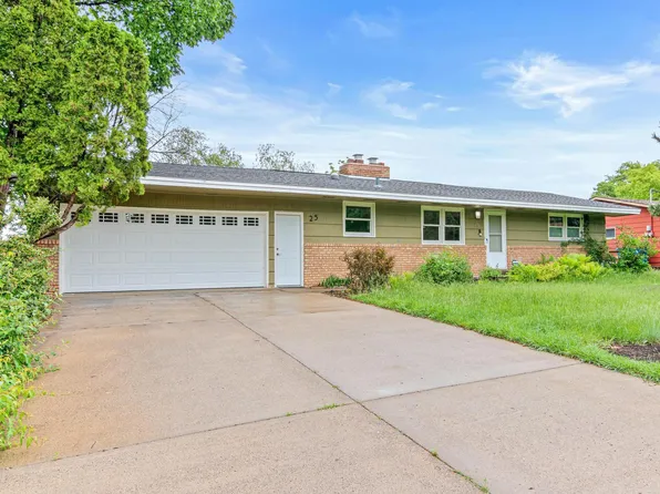 25 W Golden Lake Rd, Circle Pines, MN 55014