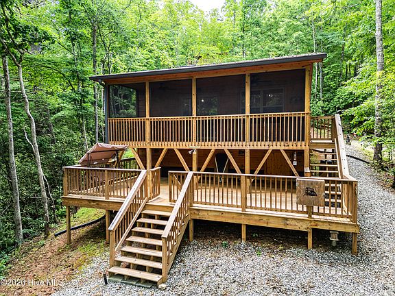 2nd image of 297 Summitt Lane
