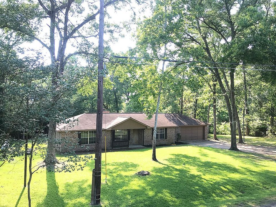 2nd image of 11581 Forest Glen Dr
