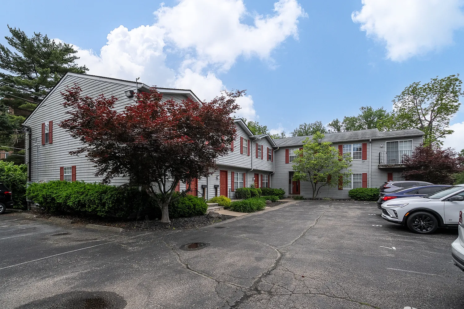2 bed, 1019 sqft, $1,250 — Photo 1