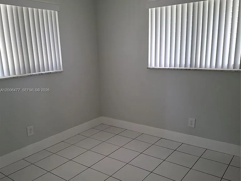 1814 SW 97th Ter #A — Photo 11