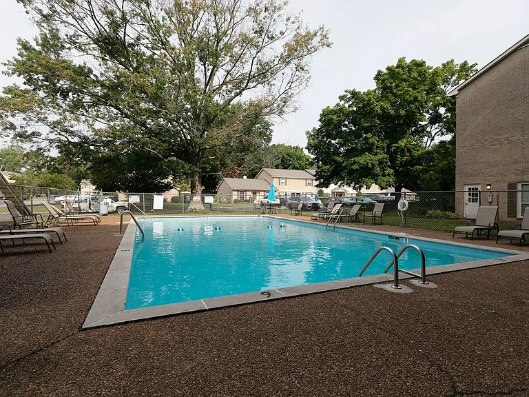 1011 Murfreesboro Rd #L9 — Photo 32