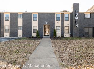 728 E Walnut St APT 7, Springfield, MO 65806