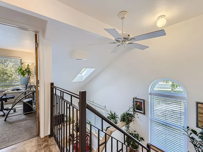 410 Owl Dr — Photo 12