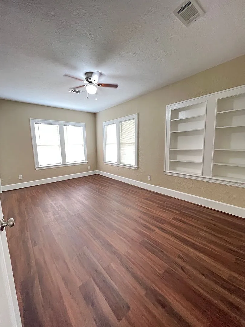 2355 Pecos Street — Photo 4