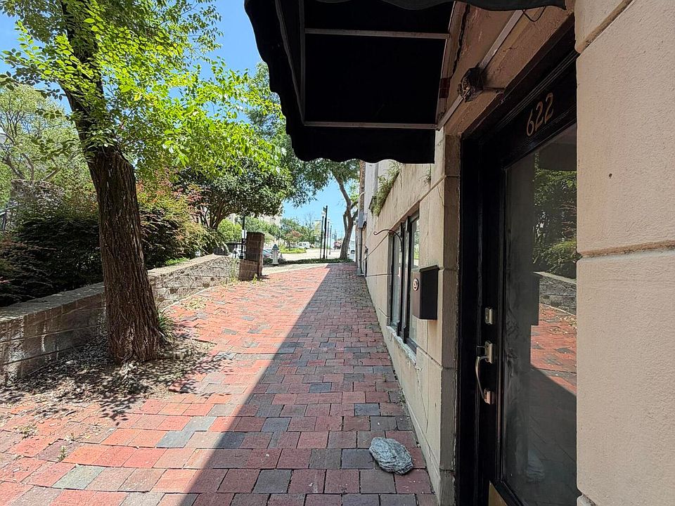 1st image of 620 Crawford St