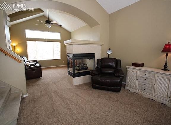 4th image of 7294 Grand Prairie Dr