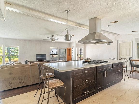 2nd image of 4530 Lake Lowery Rd