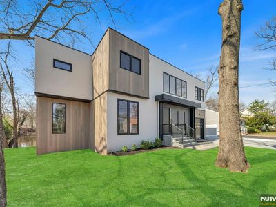 8-04 Arnot Pl, Fair Lawn, NJ, 07410