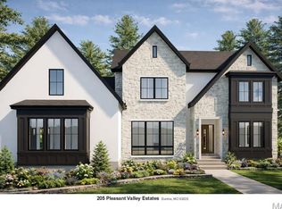 205 Pleasant Valley Estates Dr, Eureka, MO 63025