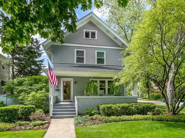 1122 Garfield Ave, Aurora, IL 60506