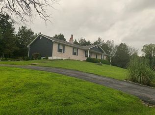 9761 Cedar Dr, Hillsboro, MO 63050