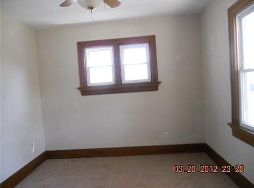 3rd image of 623 W Norman Ave