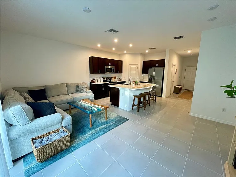 6417 Fairmont Ln — Photo 9