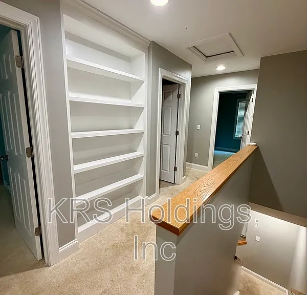 1950 Tudor Ct — Photo 8