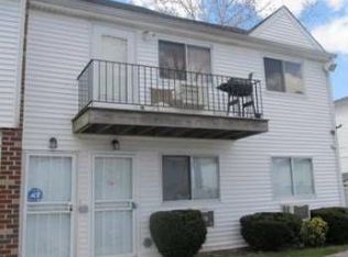 211 Maple Pkwy, Staten Island, NY 10303