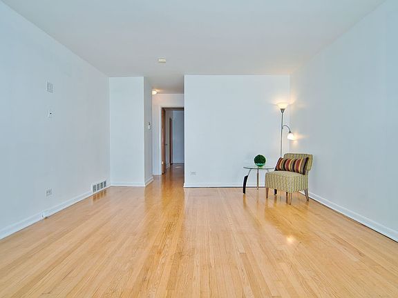 4th image of 8207 Odell Ave