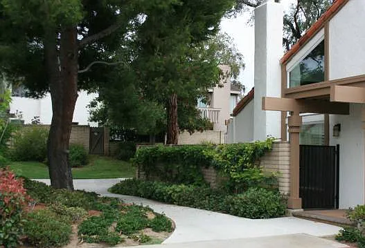 Michelson Dr